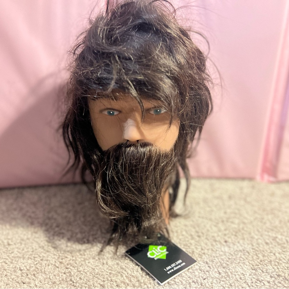 CLiC “KYLE” MANNEQUIN HEAD WITH FACIAL AND EYEBROW HAIR
